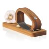 AdHoc RoccaAlio Garlic press with chopping board brown | No Branding