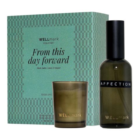 Wellmark 100 ml room spray and 70 ml Tender Affection candle gift set Green flash