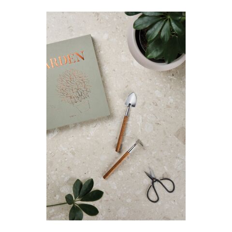 VINGA Story of garden green | No Branding