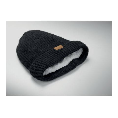 Knitted beanie with cuff black