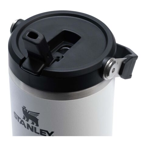 Stanley IceFlow™ 2.0 890 ml insulated stainless steel tumbler with flip straw White