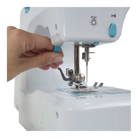 Prixton P110 sewing machine Blue | No Branding