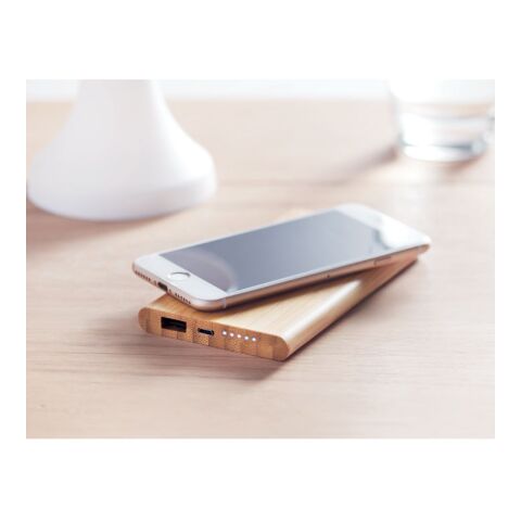 Wireless power bank in bamboo wood | No Branding | not available | not available