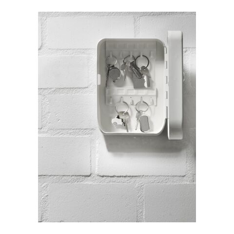 Metal key holder Beatrice silver | No Branding | not available | not available