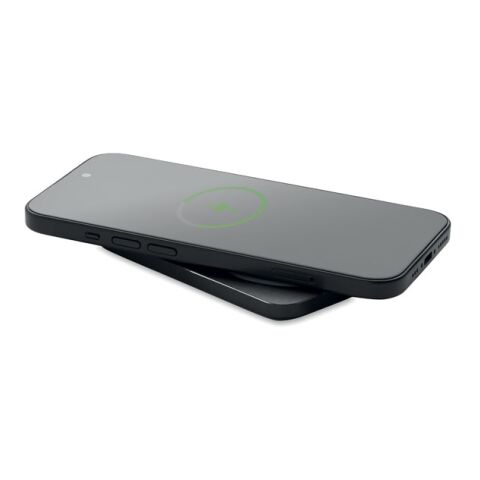 Slim magnetic power bank 20W black