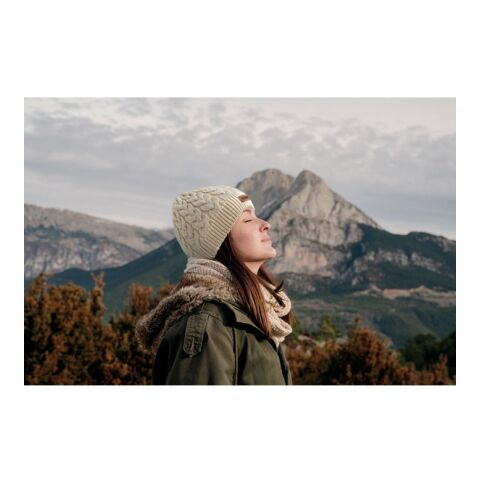 Cable knit beanie in RPET beige | No Branding | not available | not available